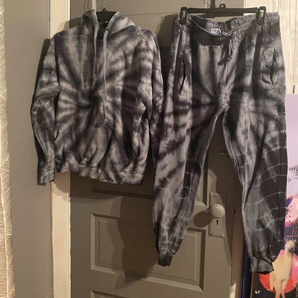 Tie dye sweatsuit